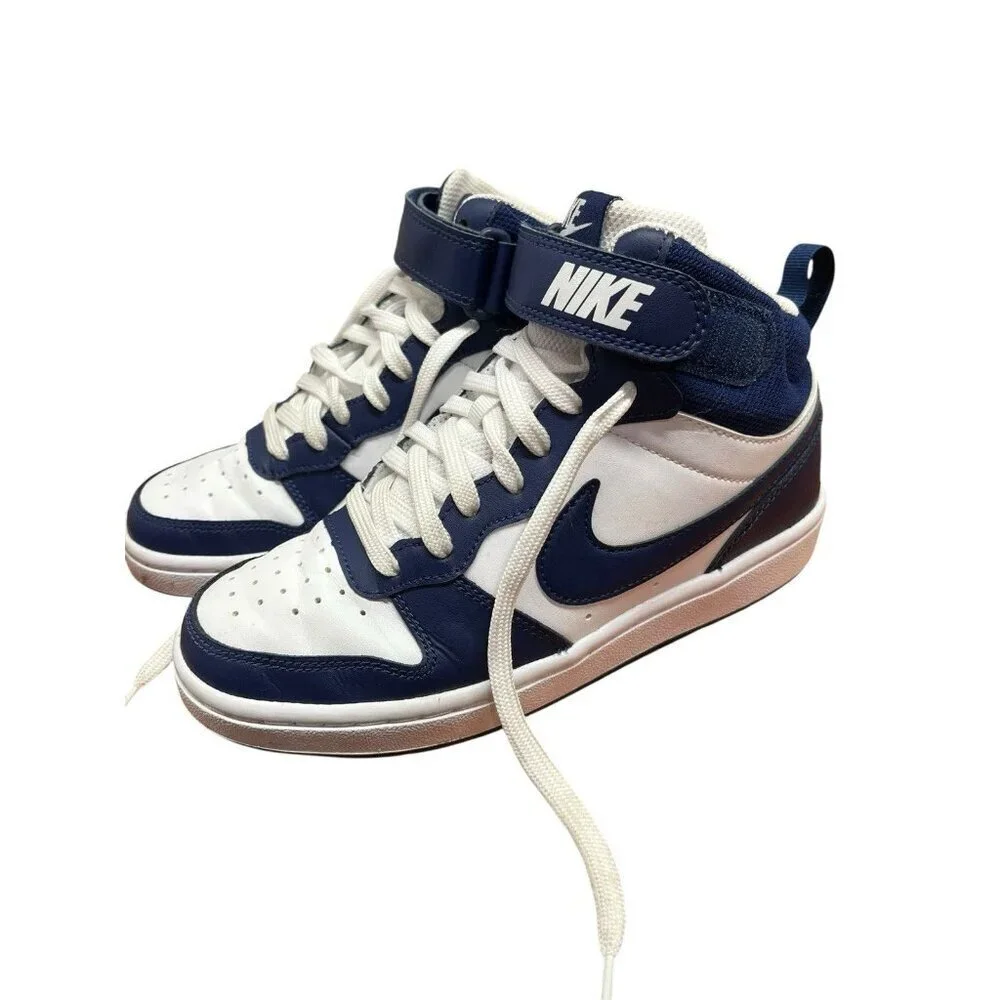Nike Big Kids' Court Borough Mid 2 Casual Sneakers Size 4Y Blue/White